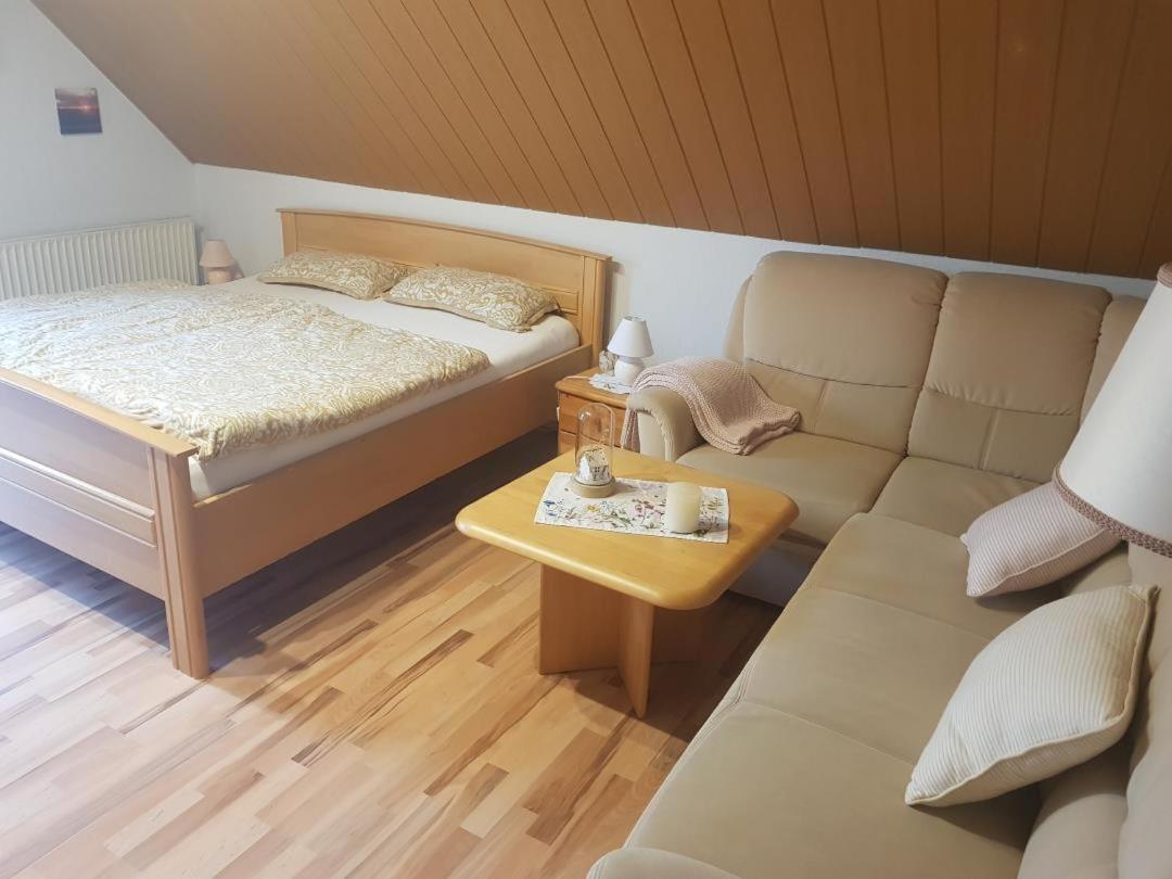 Ferienwohnung Aurich Ostfriesland Bagian luar foto