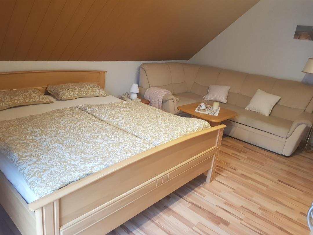 Ferienwohnung Aurich Ostfriesland Bagian luar foto