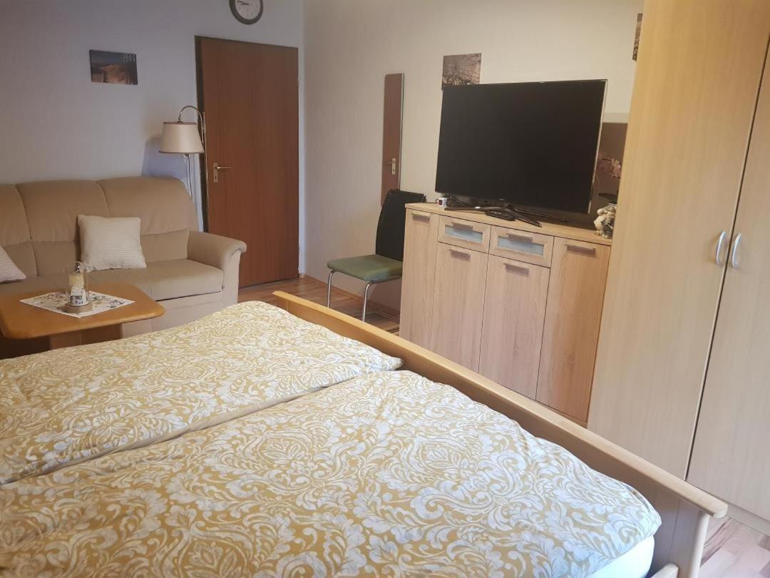 Ferienwohnung Aurich Ostfriesland Bagian luar foto